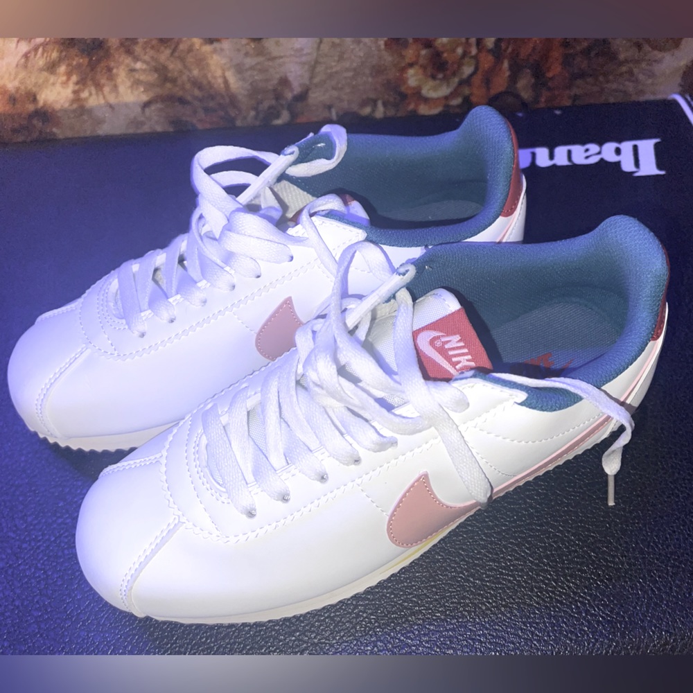 Nike Cortez